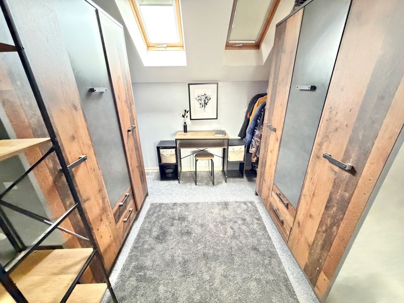 Standingwood Road Rossmore